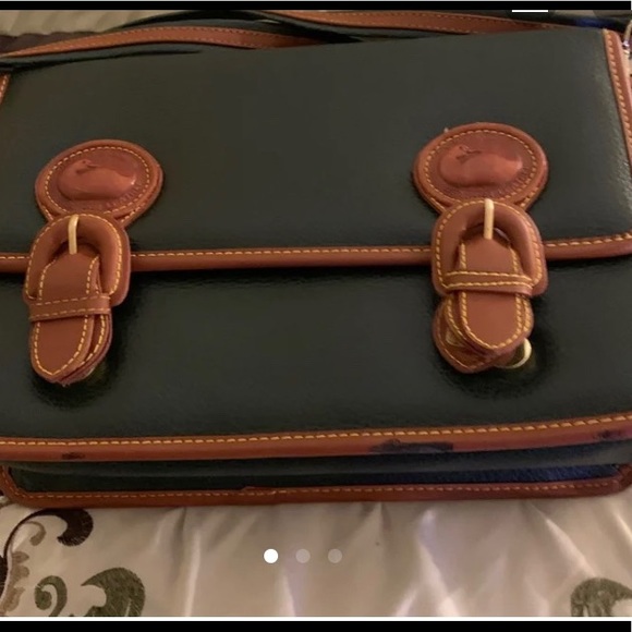 Purse - Picture 1 of 5